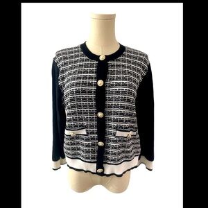 Women’s cropped cardigan in black and white, Size Large